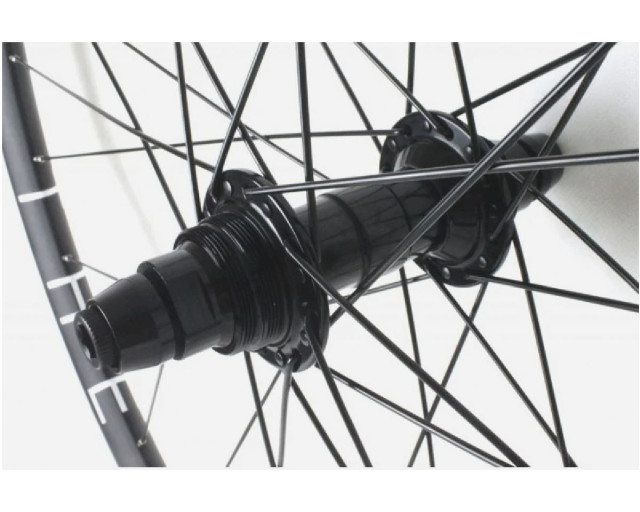 RUEDA TRASERA H+SON HYDRA BUJE BLB KING TRASERO NEGRO